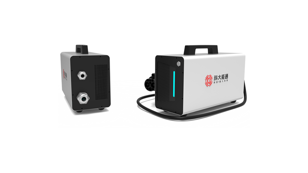 M11便携式充电机