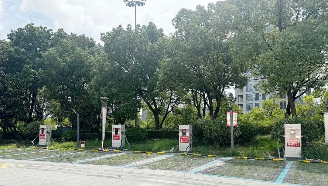 科大能通合肥大剧院充电站